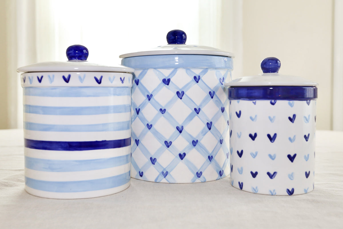 http://forpetessakepottery.com/cdn/shop/products/Blue-White-Set-Canisters_1200x1200.jpg?v=1614285072