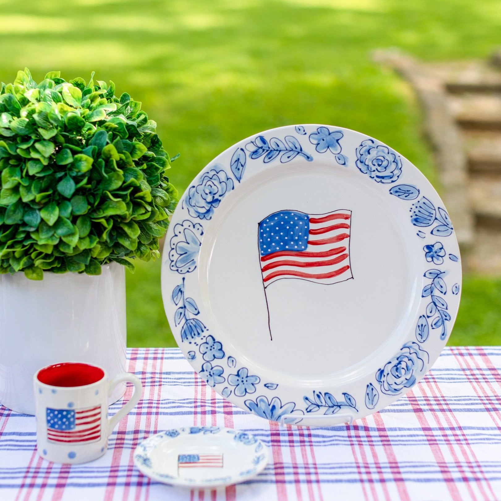 Round Flag Plate