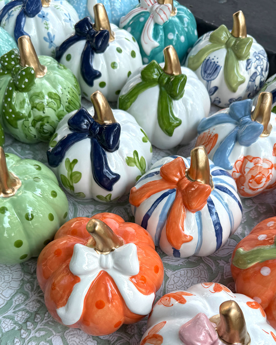 New Bow and Small Pumpkins Are Here!